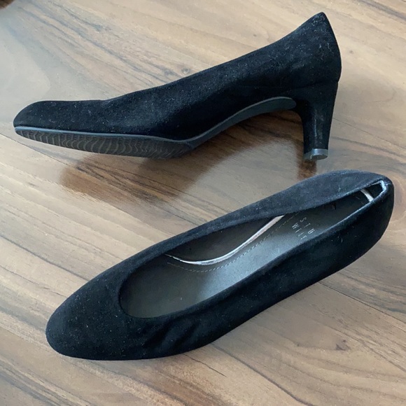 Stuart Weitzman suede heels women 6.5 - Picture 2 of 7